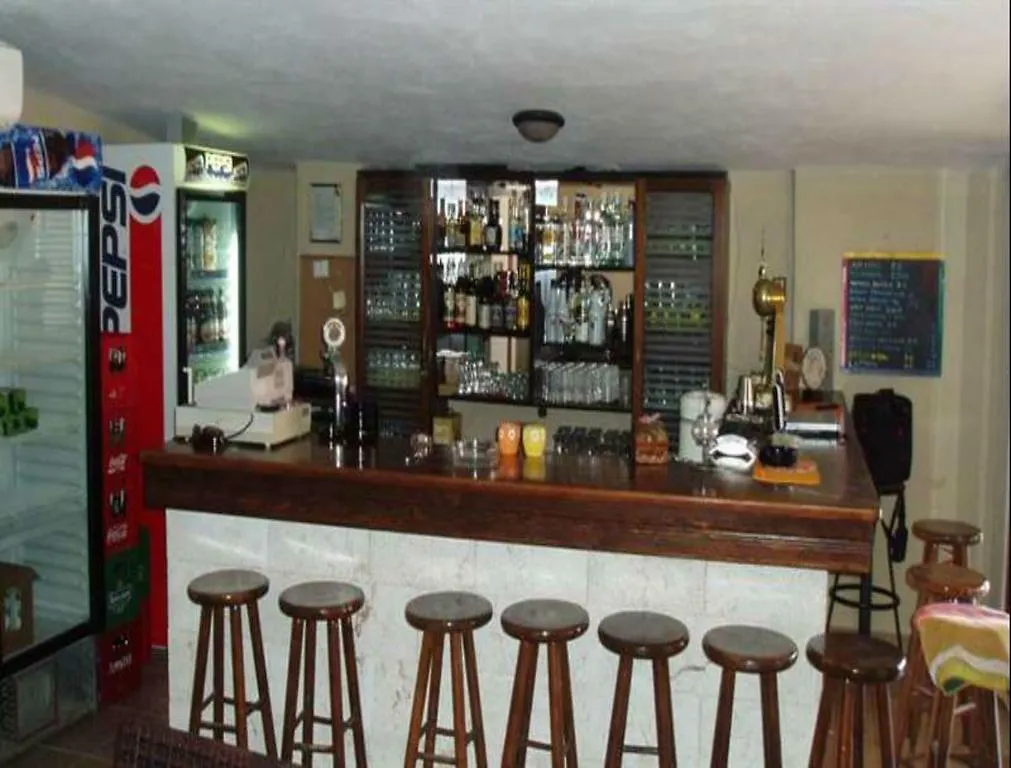 Hotel Medousa Криопиги Греция
